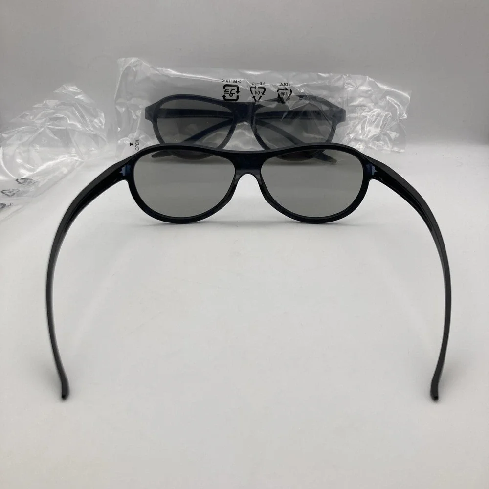 NEW LG Cinema 3D HDTV Glasses AG-F310 One Box Containing 2 Pair Black
